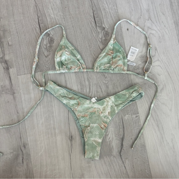 WeWoreWhat Swimsuit - Picture 1 of 3
